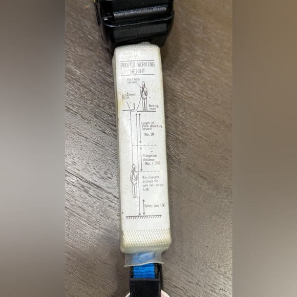 DIJJIG 6ft.Fall Protection Automatic Return Rope - Picture 7 of 8